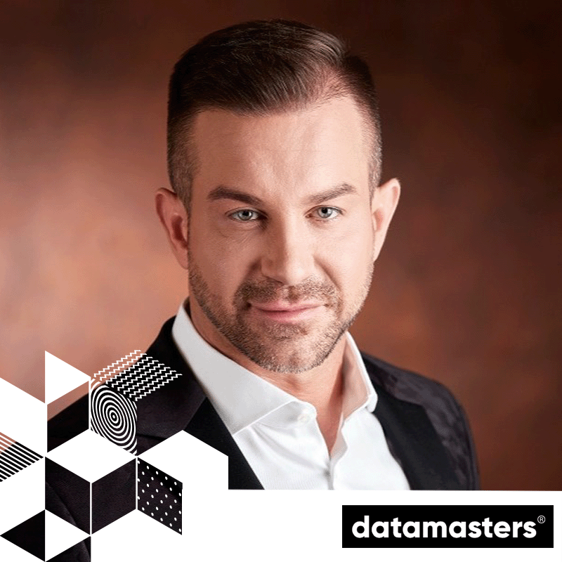 ŁUKASZ KOZŁOWSKI // DATA MASTERS